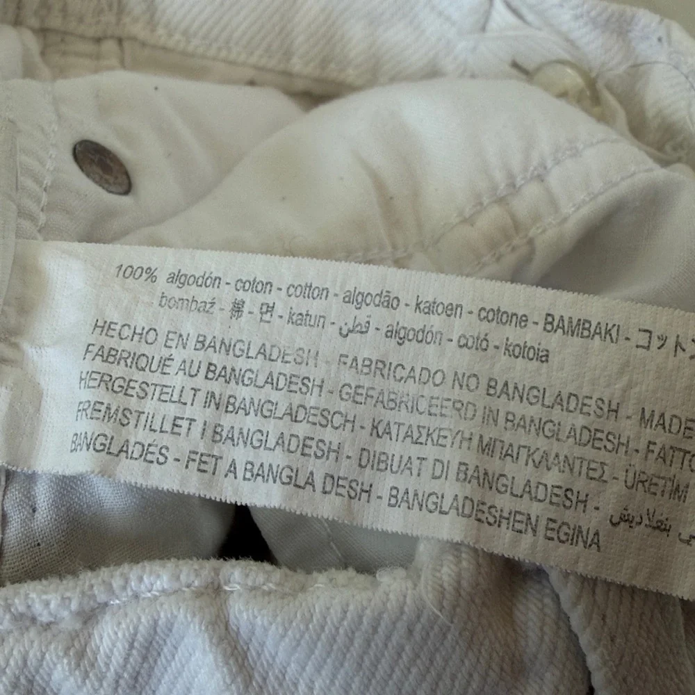 Zara White Distressed Cut Off Jean Shorts Girls 13/14